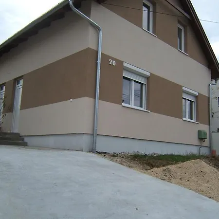 גיור Kulturhaz Apartman חדר תמונה