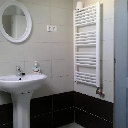 גיור Kulturhaz Apartman מראה חיצוני תמונה