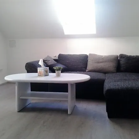 גיור Kulturhaz Apartman מראה חיצוני תמונה